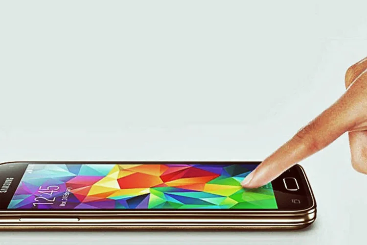 Galaxy S5 Mini, smartphone da Samsung (Reprodução/Samsung.com/uk)