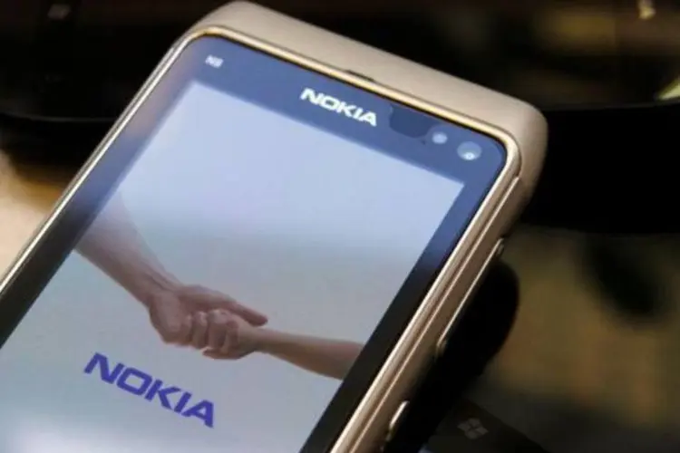 Smartphones da Nokia: mesmo com balanço favorável, a companhia perdeu mercado para a Apple e Samsung Electronics (Ints Kalnins/Reuters)