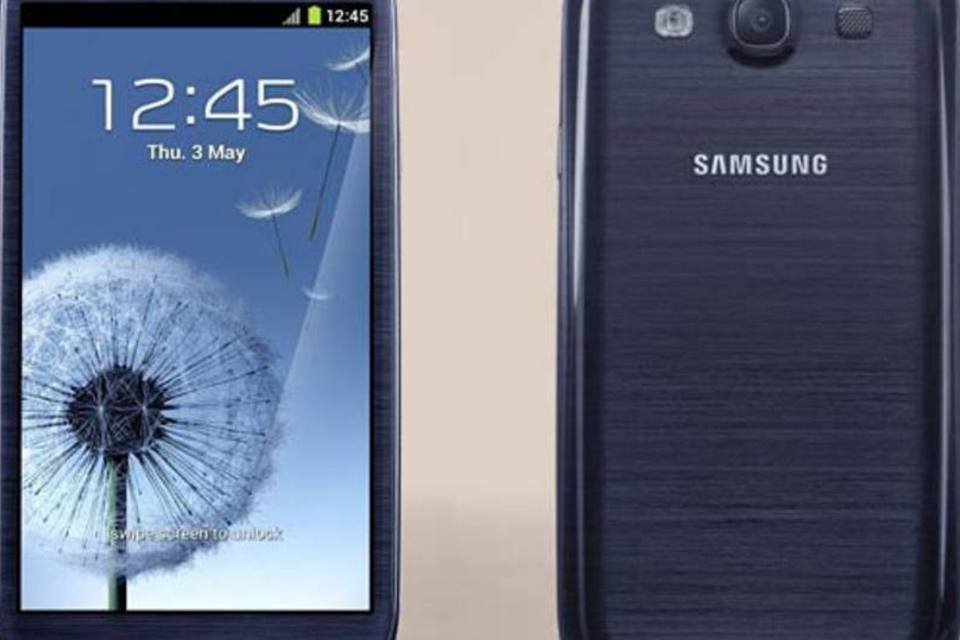 Samsung revela novo Galaxy S III para rivalizar com iPhone