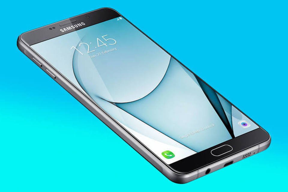 Samsung lança smartphone com maior bateria do mercado