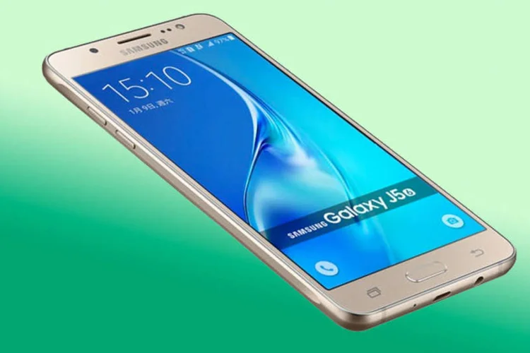 J5 Metal: smartphone tem Android Marshmallow e 16 GB de armazenamento interno (Reprodução/Samsung)