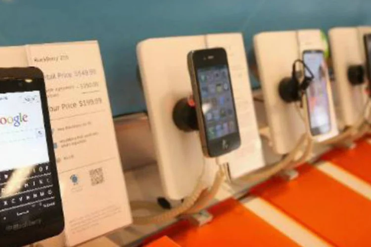 
	Smartphones: &quot;J&aacute; nunca estamos ilocaliz&aacute;veis,e temos contato minuto a minuto com nosso trabalho&quot;, disse o cientista
 (AFP)