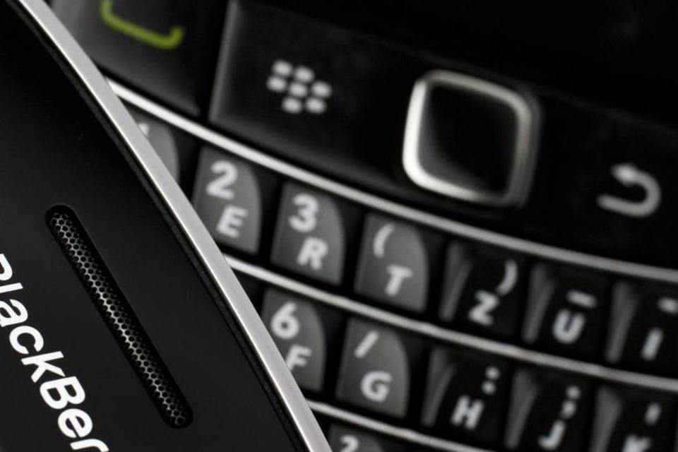 Ações da RIM sobem após analista aumentar recomendação