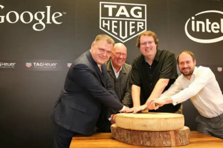 
	A novidade foi anunciada durante coletiva de imprensa, com a presen&ccedil;a do CEO da TAG Heuer, do diretor de engenharia para Android Wear e do vice-presidente corporativo de novos produtos da Intel
 (Divulgação)