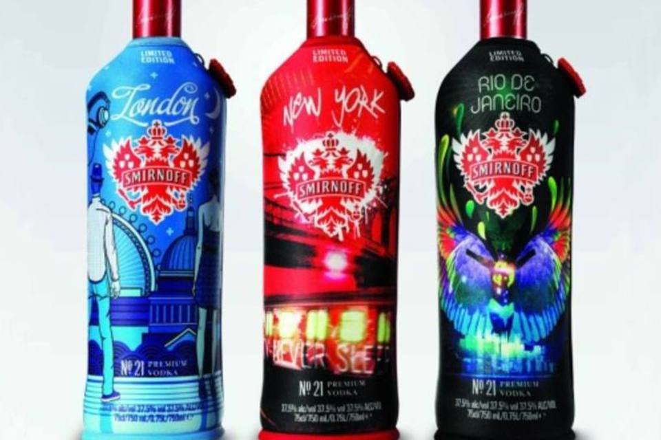 Smirnoff inspira garrafas em quatro baladas mundiais