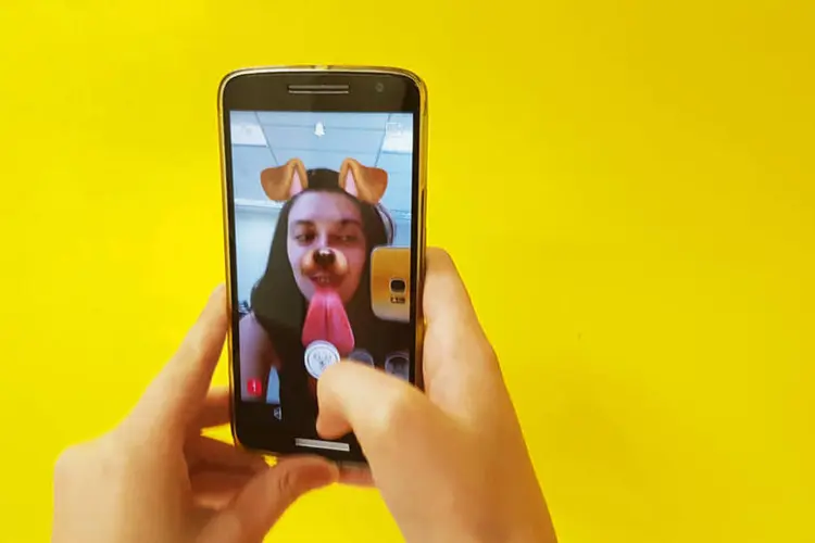 
	Aplicativo Snapchat: patente mostra inten&ccedil;&atilde;o do app de reconhecer objetos em fotos e v&iacute;deos para gerar an&uacute;ncios e outros conte&uacute;dos
 (Marina Demartini/EXAME.com)