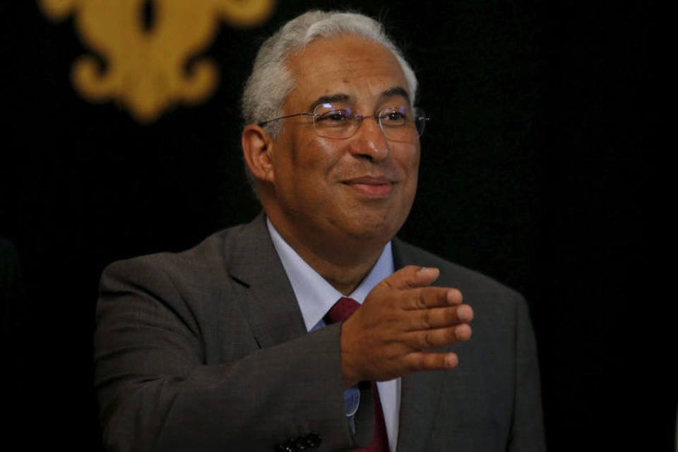Socialistas tomam posse do governo hoje em Portugal