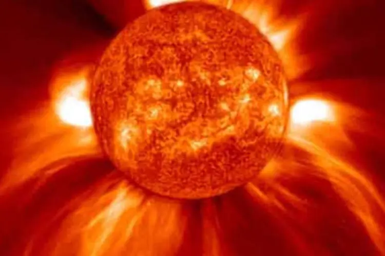 Tempestades solares afetarão mundo em 2012 (.)