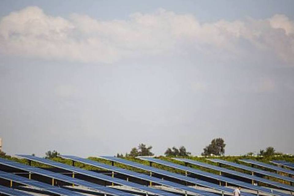Pesquisadores avaliam implantação de usinas solares no Brasil