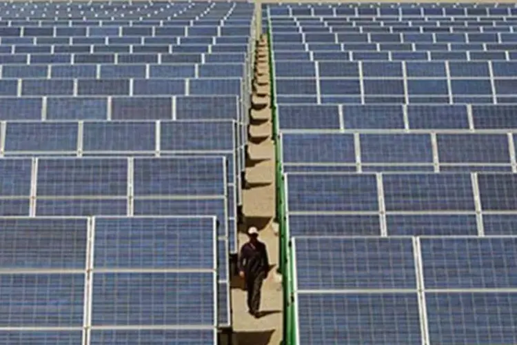 Fábricas de usinas solares (Getty Images)