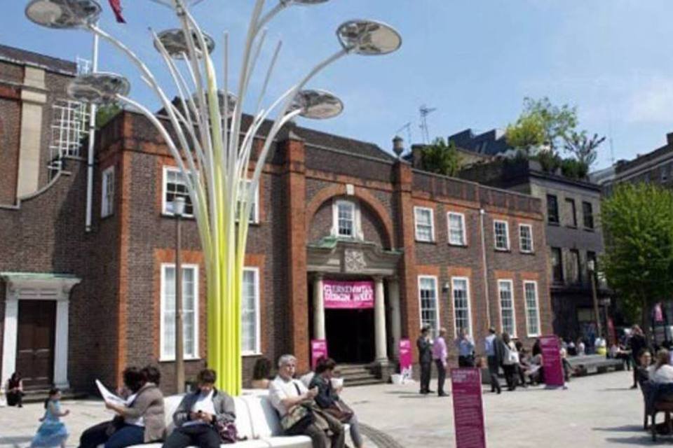 Londres ganha “árvore solar” para as Olimpíadas