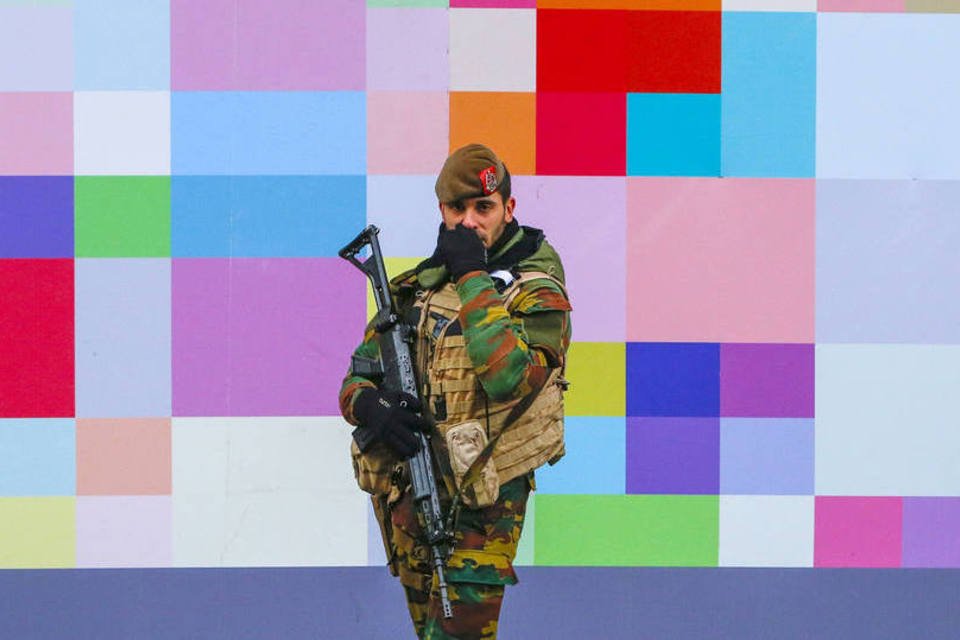 Bélgica mantém alerta terrorista alto até fim do ano