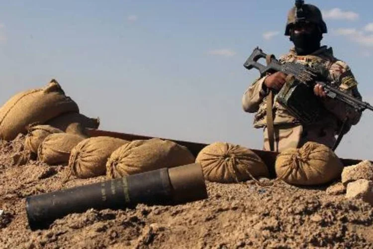 
	Soldado iraquiano: &quot;As for&ccedil;as iraquianas simplesmente n&atilde;o mostraram vontade de lutar&quot;, disse secret&aacute;rio
 (AFP/ Ahmad Al-Rubaye)