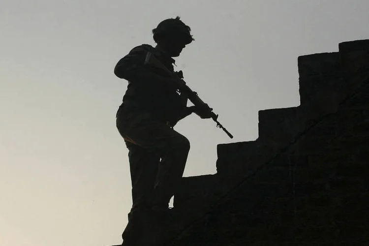 
	Terrorismo: a &Iacute;ndia acredita que o comando que tomou a base a&eacute;rea de Pathankot forma parte do grupo com sede no Paquist&atilde;o
 (Mukesh Gupta / Reuters)