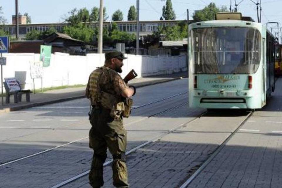 Ucrânia anuncia destruição de caminhões de separatistas