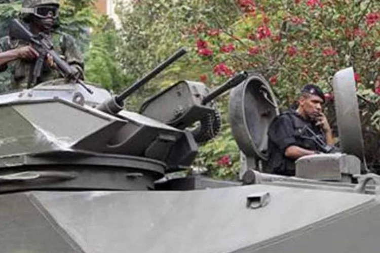 Soldado da Marinha no Rio de Janeiro: violência urbana continua (REUTERS)