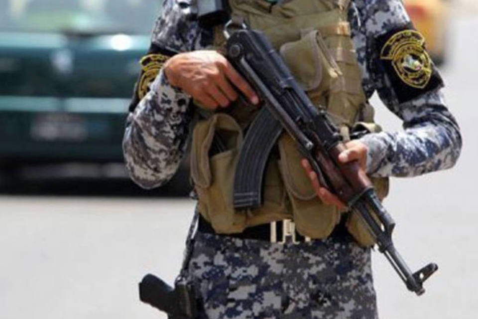 6 soldados e 5 policiais morrem em ataques no Iraque