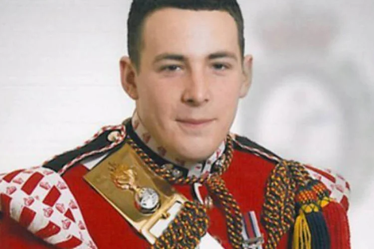 
	Soldado Lee Rigby: Adebolajo e Michael Adebowale, 22 anos, s&atilde;o acusados de terem assassinado o soldado Lee Rigby em plena luz do dia&nbsp;
 (AFP)