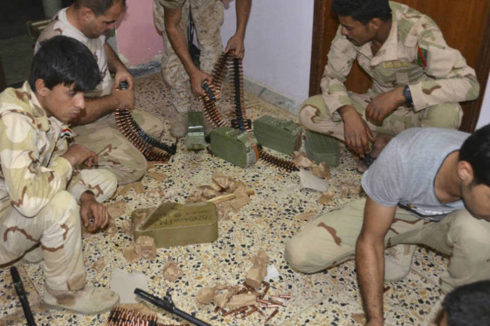 Forças iraquianas tentam expulsar Estado Islâmico de Tikrit
