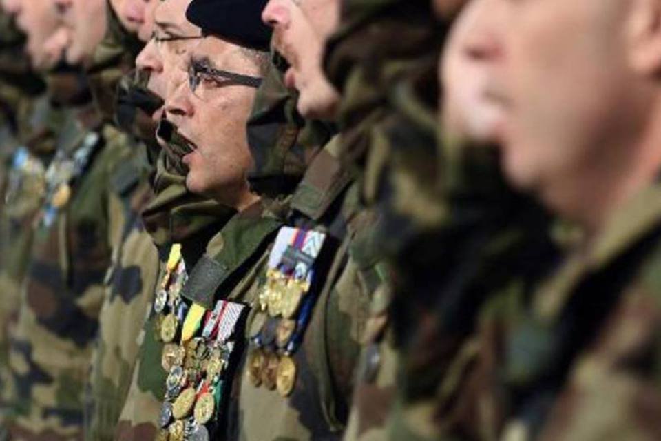 Último contingente francês encerra missão no Afeganistão
