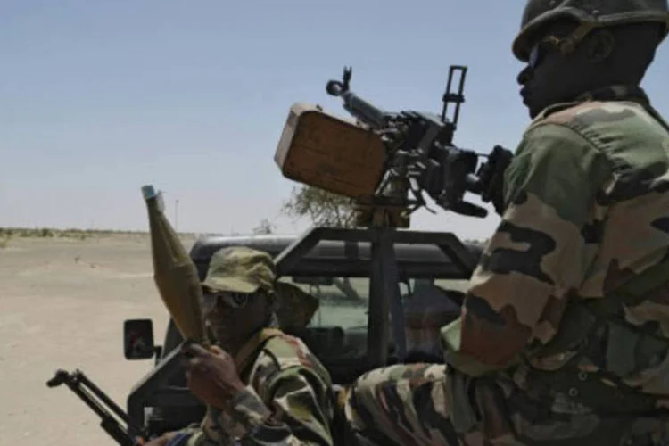 
	Terrorismo:&quot;Os agressores vieram de Nig&eacute;ria e cruzaram o rio Yobe&quot;, que serve como uma fronteira natural entre o N&iacute;ger e Nig&eacute;ria
 (Issouf Sanogo / AFP)