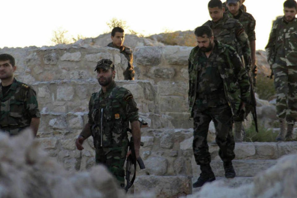 Paramilitares iranianos treinaram 10 mil militares sírios