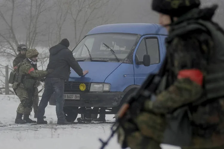 
	L&iacute;deres de R&uacute;ssia, Ucr&acirc;nia, Alemanha e Fran&ccedil;a concordaram em se reunir em Belarus, na quarta-feira, para tentar mediar um acordo de paz para a Ucr&acirc;nia
 (Maksim Levin/Reuters)