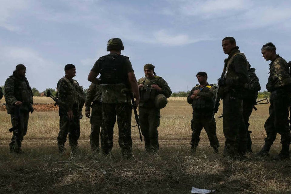 Forças ucranianas negam lançamento de nova ofensiva no leste