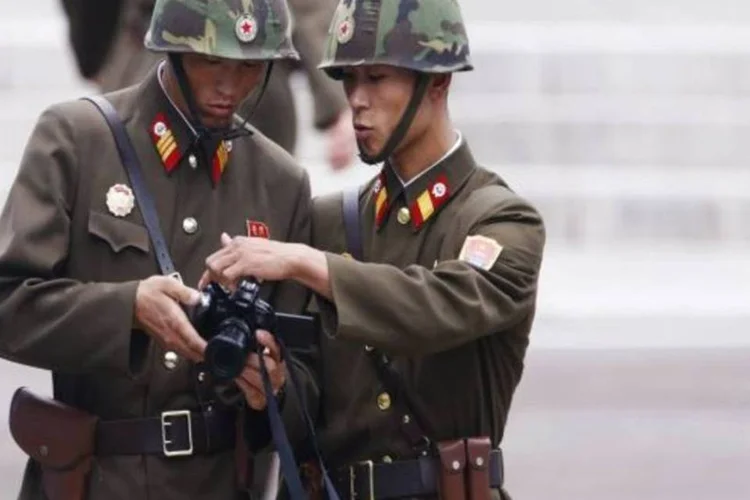Assessor militar de Kim  disse que o país vê a paz como uma prioridade nacional e que seu programa militar tem a meta de proteger a Coreia do Norte de invasões (Reuters)