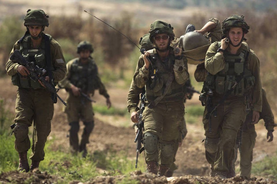 Soldados israelenses matam adolescente palestino a tiros