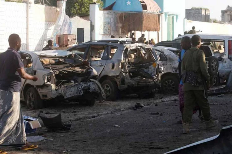 
	Som&aacute;lia: pol&iacute;cia informou ainda que combatentes do Al Shabaab instalaram o primeiro carro-bomba ao anoitecer
 (REUTERS/Feisal Omar)