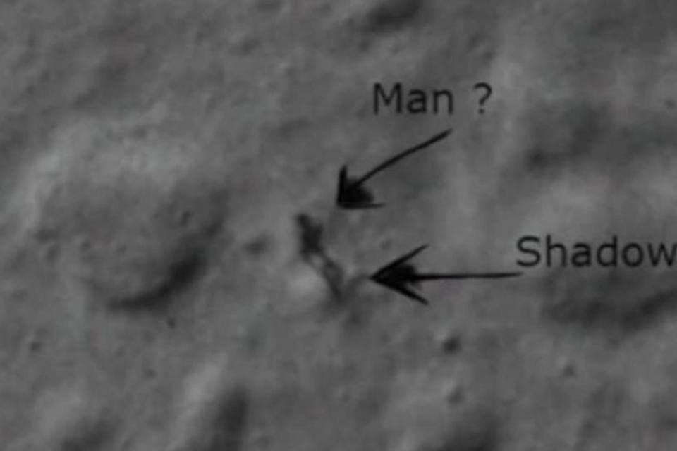 Foto do Google mostra figura misteriosa na Lua