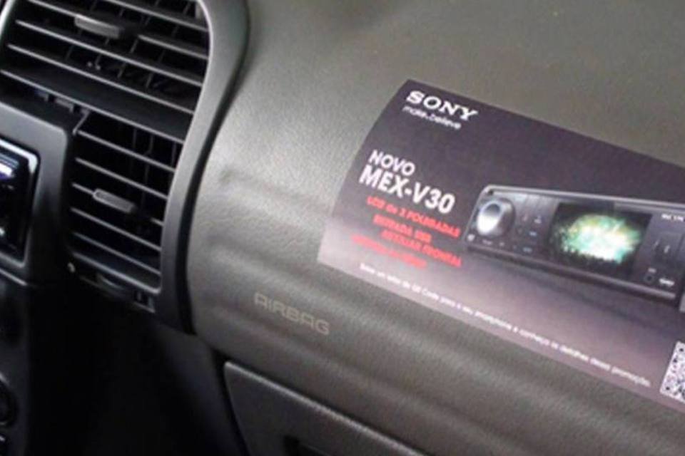 Sony promove DVD player em táxis de São Paulo