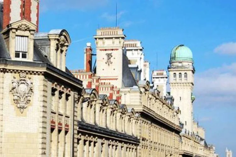 Universidade de Sorbonne, na França, oferecerá curso à distância de engenharia da aprendizagem em ciências humanas (.)