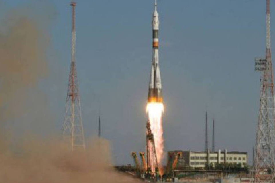 Nave Soyuz é lançada em direção à ISS com 3 tripulantes