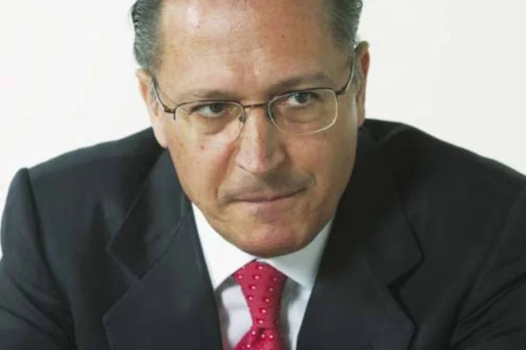 Alckmin: "É obvio que a concessionária não tem condições mínimas de atendimento rápido ao usuário e de se prevenir desses problemas de tempestade" (Divulgação)