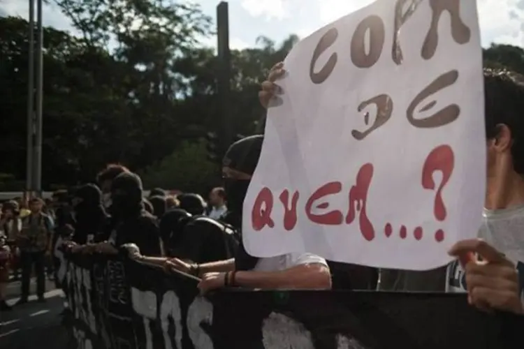 
	Protesto contra a Copa do Mundo no Brasil em S&atilde;o Paulo, em janeiro
 (Marcelo Camargo/Agência Brasil)