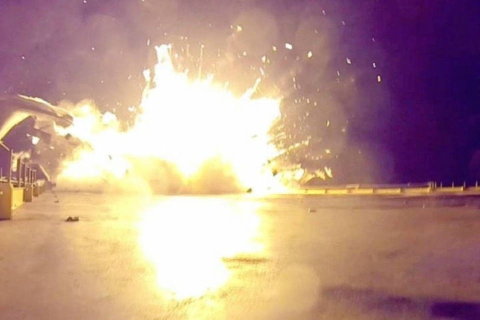 SpaceX divulga vídeo de pouso malsucedido de foguete