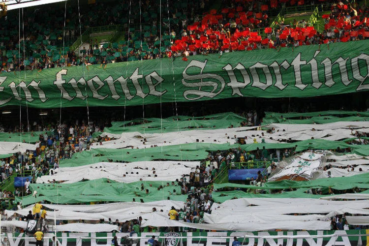 Torcida do Sporting Clube de Portugal (Carlos Rodrigues/Getty Images)