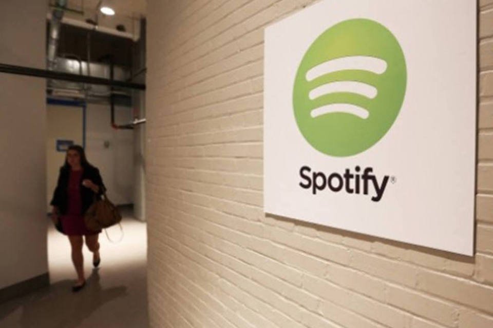 
	Spotify: j&aacute; h&aacute; brasileiros testando a plataforma local
 (Getty Images)