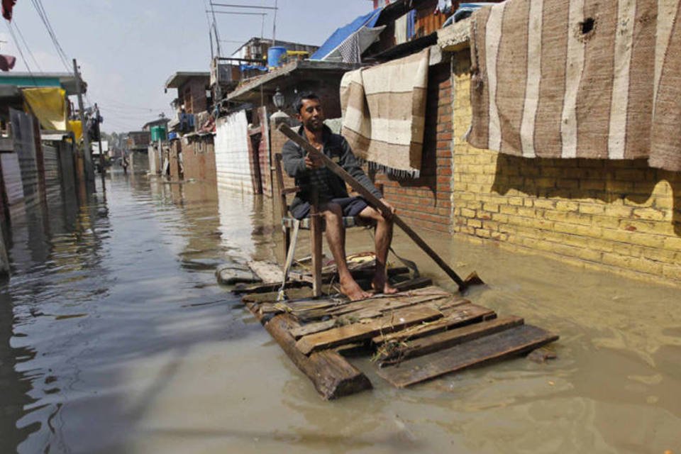Cinco civis indianos morrem na fronteira com Paquistão