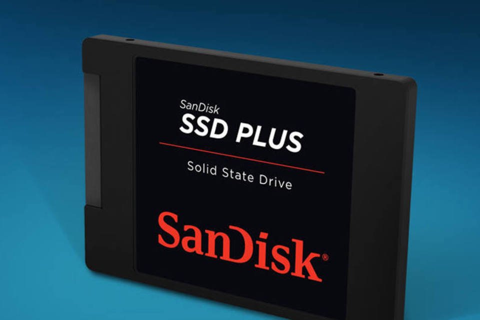 SSD Plus da SanDisk é um cartão com memória de computador