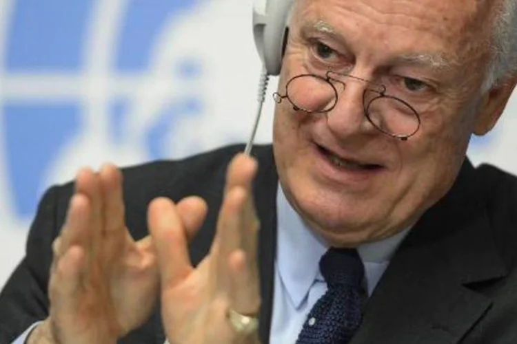 
	Staffan de Mistura: os dois lados das negocia&ccedil;&otilde;es est&atilde;o falando sobre transi&ccedil;&atilde;o pol&iacute;tica
 (Fabrice Coffrini/AFP)