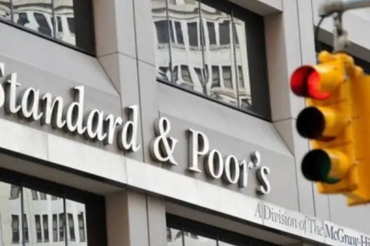 
	Standard &amp; Poor&#39;s: ag&ecirc;ncia alterou ainda para negativa a perspectiva de 14 entidades
 (Stan Honda/AFP)