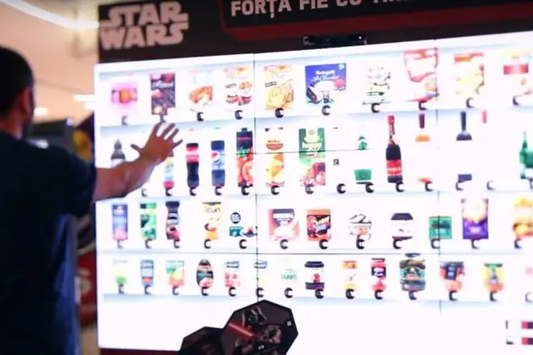 
	A&ccedil;&atilde;o do Carrefour baseada em &quot;Star Wars&quot;: brincadeira faz analogia aos poderes dos jedis, que conseguem mover objetos
 (Reprodução/YouTube)