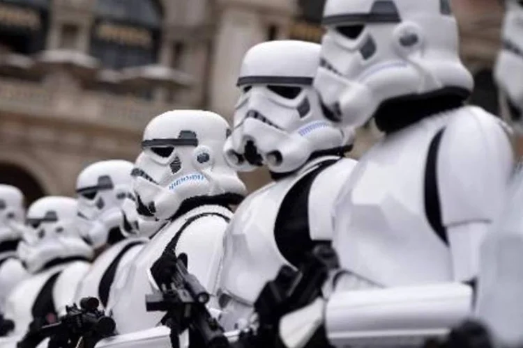 
	Star Wars: &quot;Quanto mais falamos sobre isso, mais paralelismo encontramos entre as tradi&ccedil;&otilde;es crist&atilde;s e os filmes&quot;
 (Filippo Monteforte/AFP)