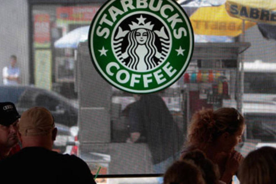 NY sobe por Starbucks e otimismo com consumidor