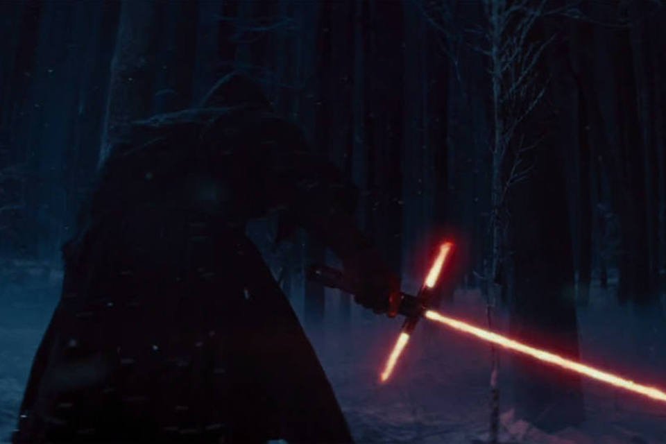 "Star Wars" desperta a força em trailer com novo elenco