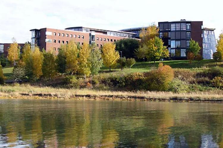 
	Sede da Statoil: as receitas da empresa somaram 147 bilh&otilde;es de coroas norueguesas
 (Wikipedia)