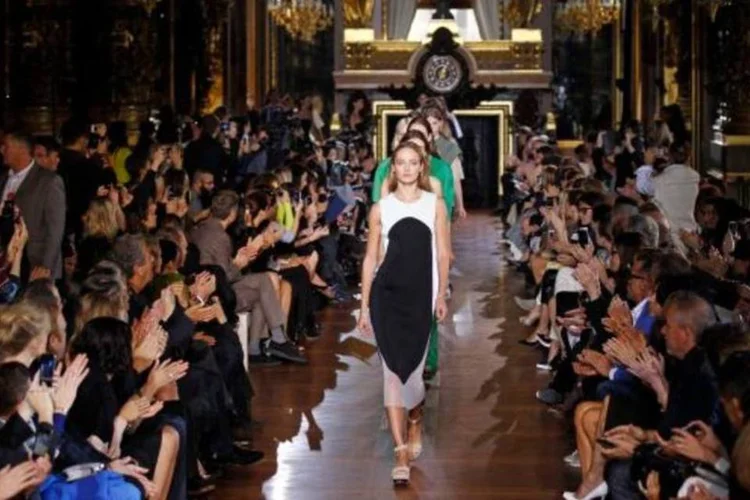 Coleção primavera/verão 2013 de Stella McCartney (Benoit Tessier/Reuters)
